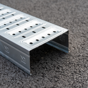 Pre-Galvanized Perforated Energy saving cable tray 200*100