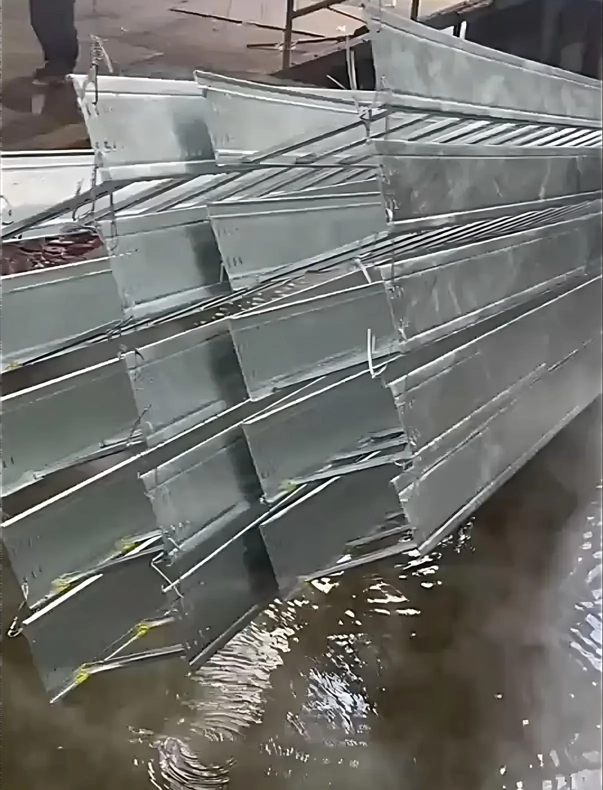 Hot-Dip Galvanized Cable Trays: The Robust Backbone for Chemical, Marine, and Water Treatment Facilities