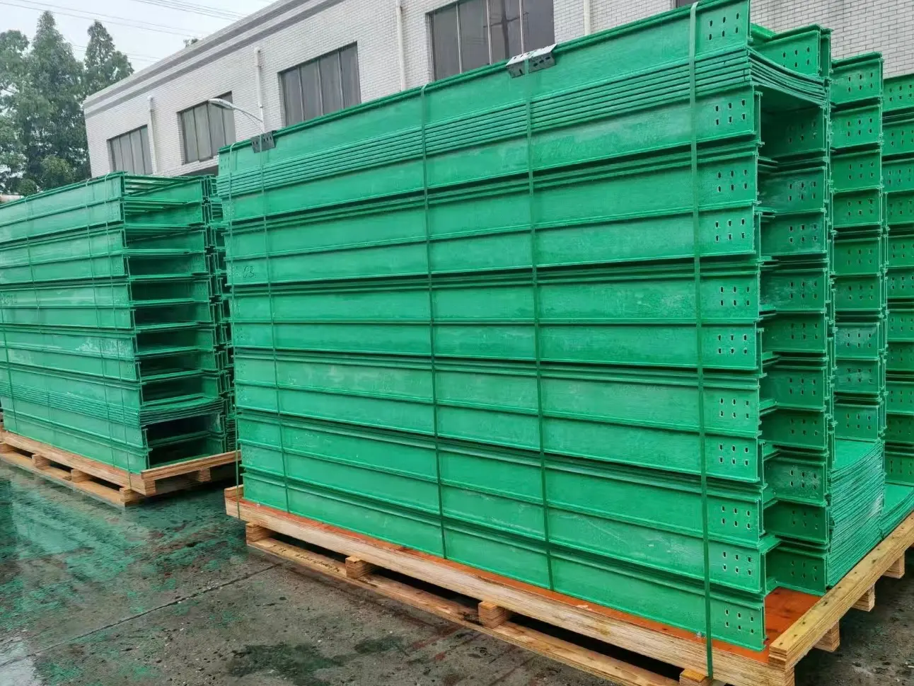 Project Case SHANGHAI QIONGKAI INDUSTRY CO., LTD Facilitates Philippine Client’s FRP Cable Tray Selection for Optimal Marine Corrosion Resistance