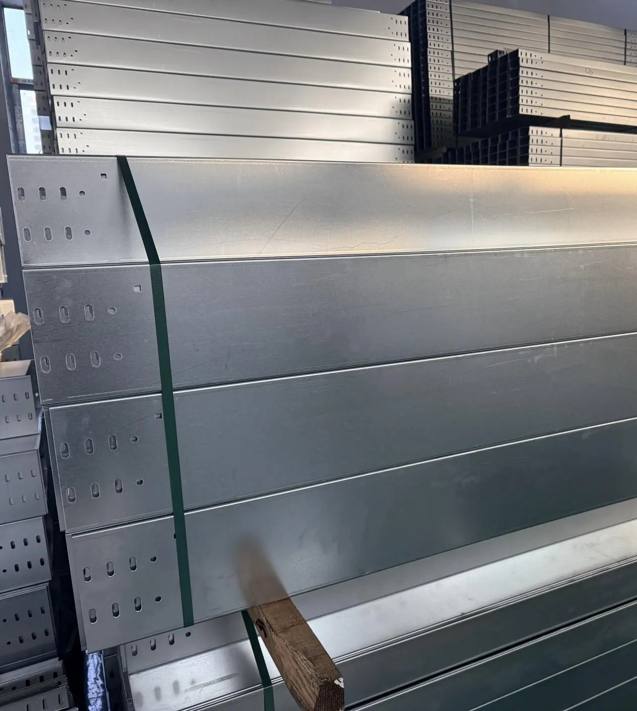 Advanced Pre-Galvanized Finish Elevates Cable Tray Durability and Compliance